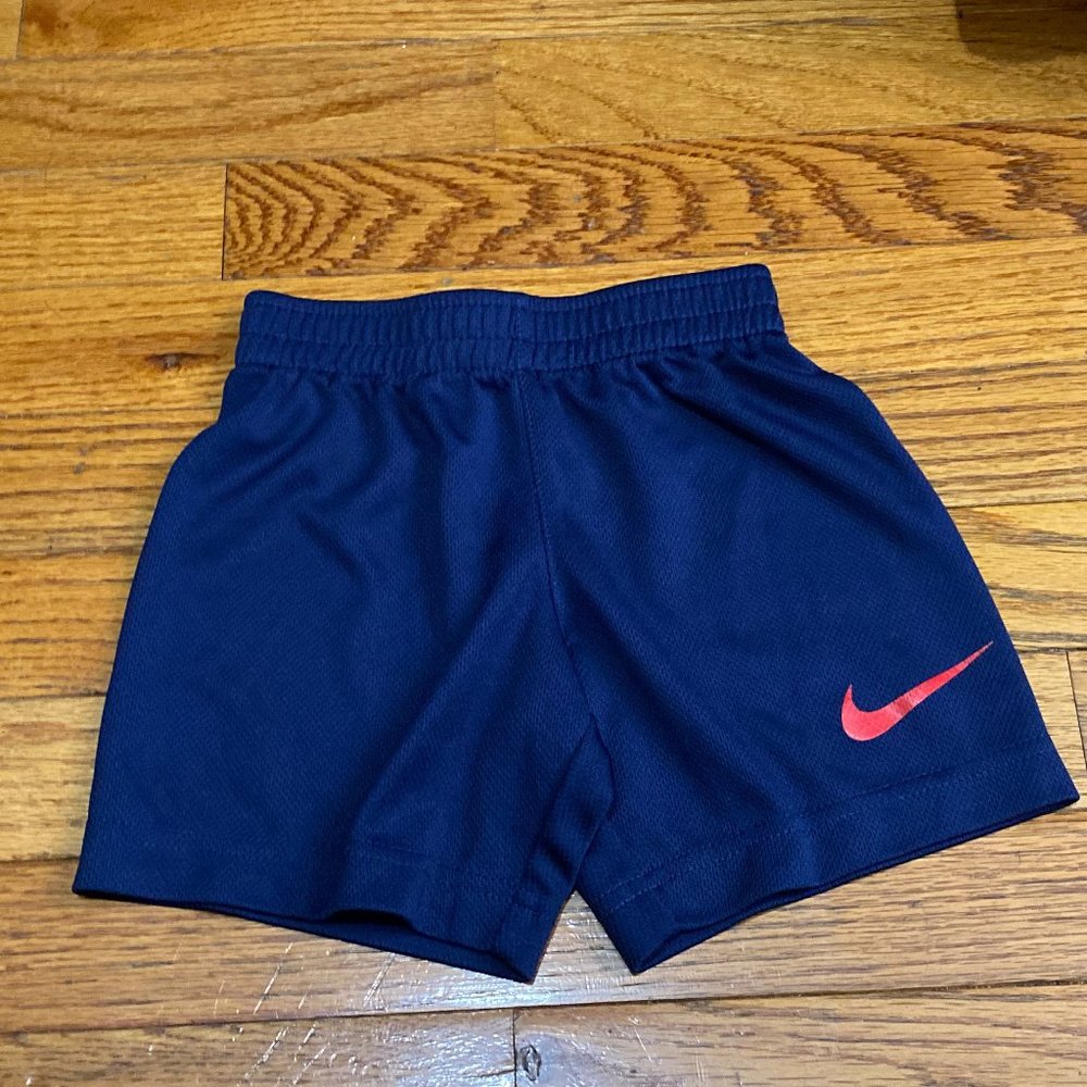 Nike Kid's Navy Elastic Short Size 3T (PRE-LOVED)
